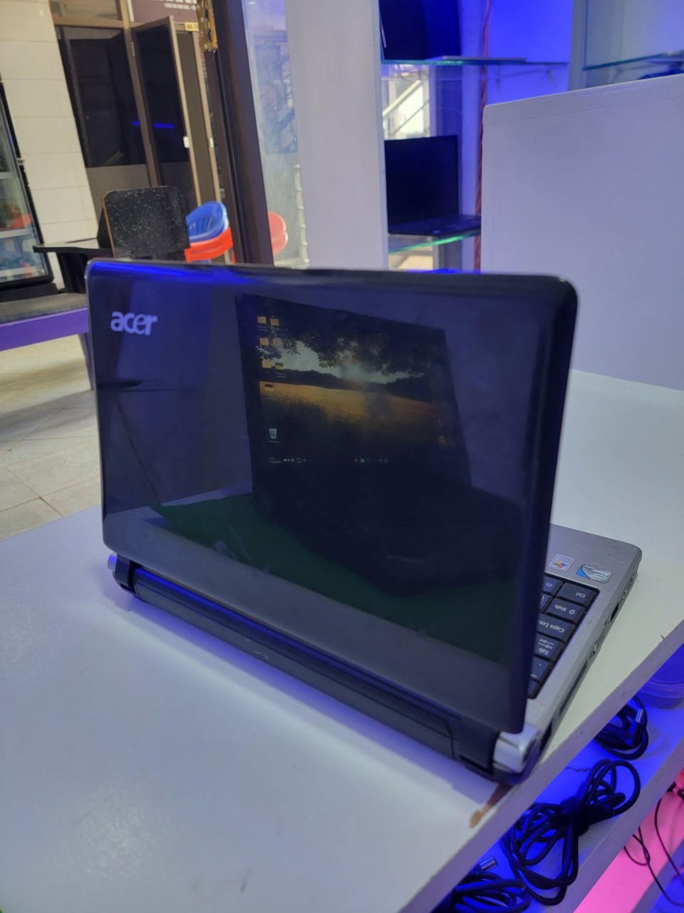 A picture of Acer mini laptop