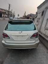 A picture of Lexus 03