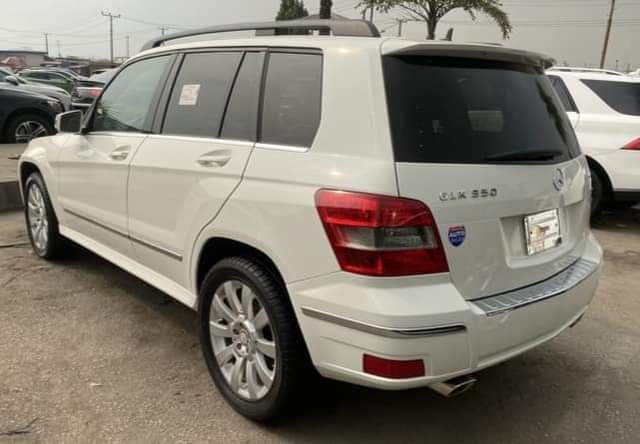 A picture of Tokumbo 2012 Mercedes Benz Glk350 4matic For Sale Seller Calling