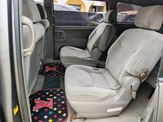 A picture of 2004 Toyota Sienna 2004 Model