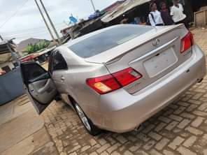 A picture of Registered 2008 Lexus Es350 Neatly baked on first body Silent