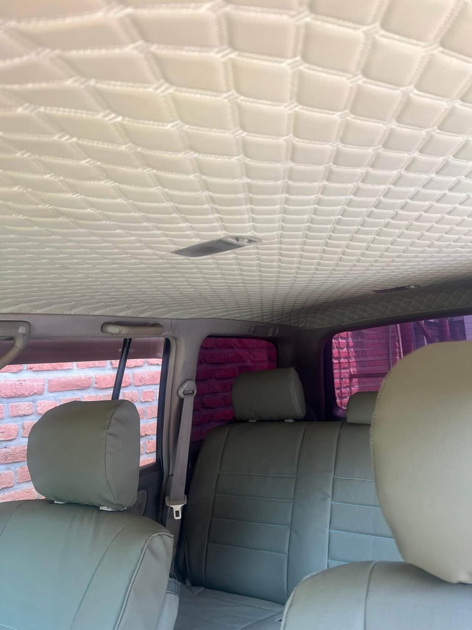 A picture of Land Cruiser 100 Series Diesel Power Buy Drive