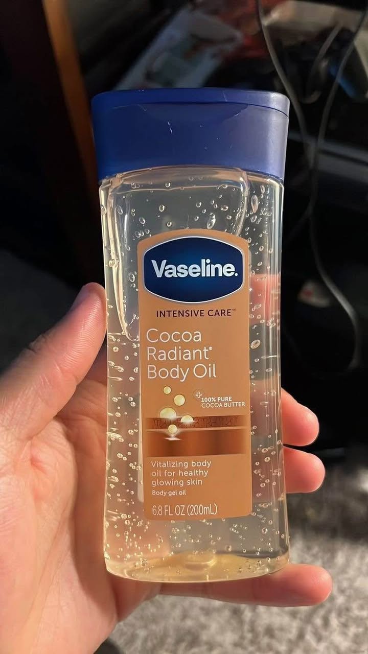 A picture of Vaseline body oils