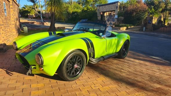 v8 cars