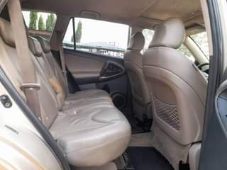 A picture of Toyota RAV4