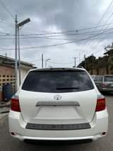 A picture of KINZZYAUTO S 08109018982 9 200 000 Refer and earn