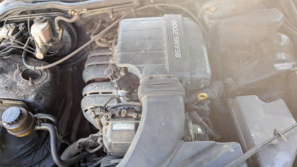 A picture of TOYOTA ALTEZA ON SALE
