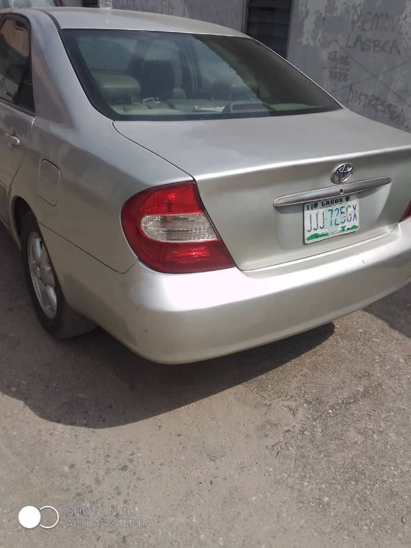 A picture of 04 Toyota Camry for sale in Lagos island
