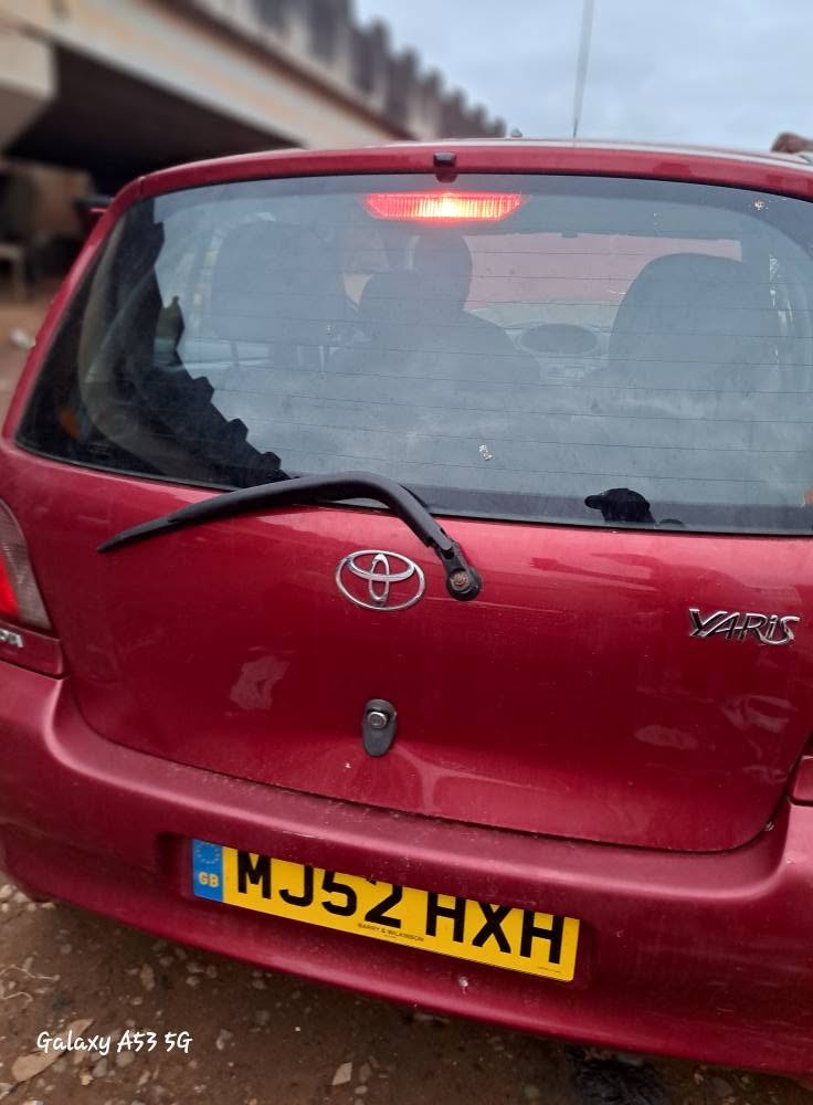 A picture of Toyota yaris 2003