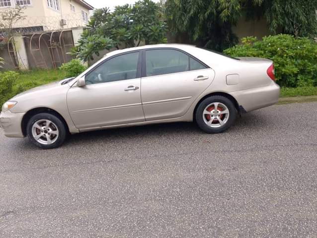A picture of 2004 Big daddy Camry