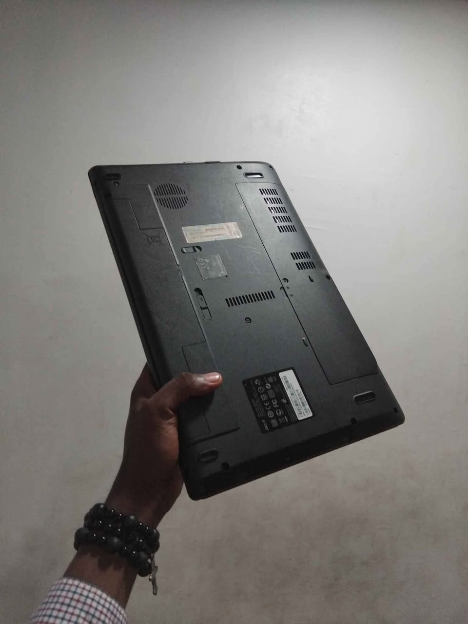 A picture of Acer 5742 Intel core i5 4gb 320gb HDD 5th Gen