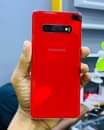 A picture of Samsung S10 at