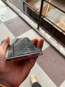 A picture of Samsung galaxy note 10 plus 5G
