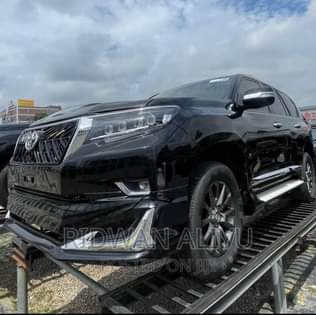 A picture of Toyota Land Cruiser Proda