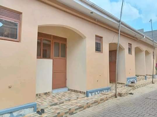 A picture of market 8 units