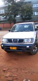 used nissan hardbody