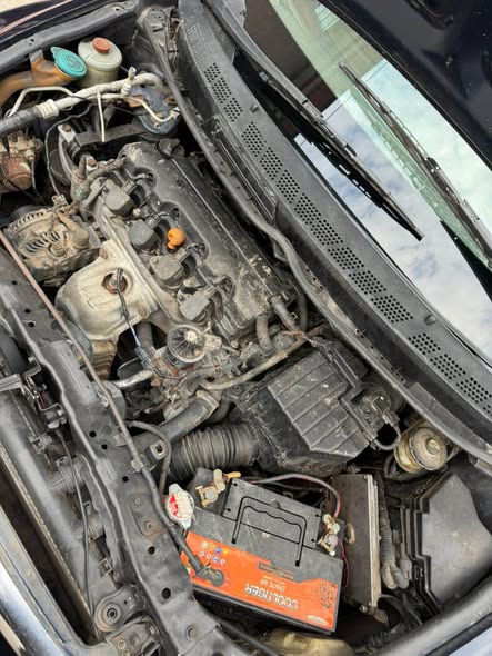A picture of Good Deal2008 Honda Civic Painted on Firstbody Pan Engine and