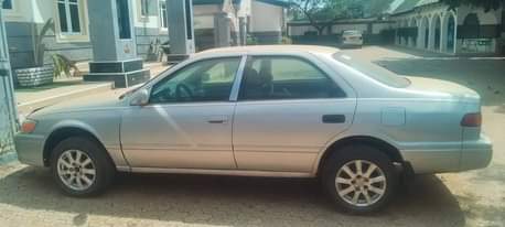 A picture of 2001 Toyota Camry Le
