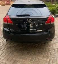 A picture of Belgium grade 2010 Toyota Venza with V6 engine