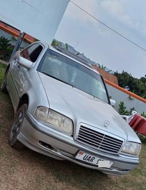 mercedes benz c200
