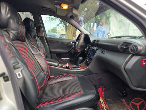A picture of Mad Distress alert Benz C200 Kompressor with sound engine and