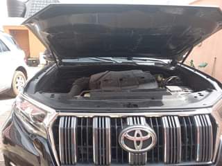 A picture of Lexus LX570 2010