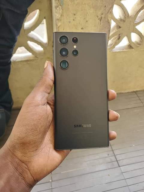 samsung s22