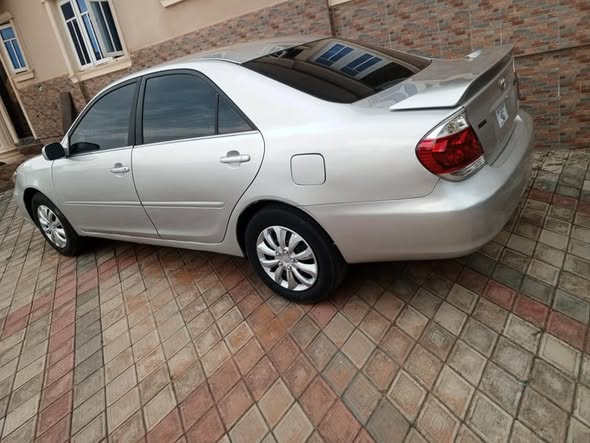 A picture of Clean 2005 sport Camry