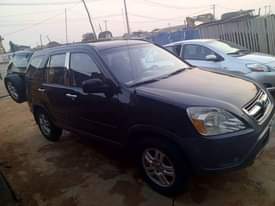 A picture of HONDA CR V 05 MODEL FIRST BODY