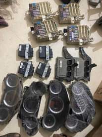 A picture of Only used car spare parts All car spare parts available
