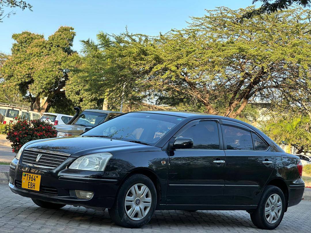 A picture of TOYOTA PRIMIO X Bei 17.5