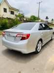 A picture of Toyota Camry SE 2013 Foreign used Keyless entry Price 6