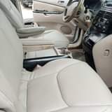 A picture of 04 model Toyota sienna
