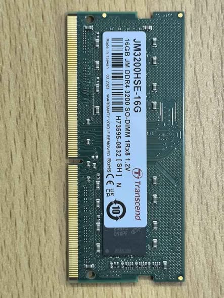 A picture of SSD m2 512 RAM 8GB 16GB CHARGER HDD