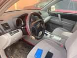 A picture of TOYOTA HIGHLANDER 2011