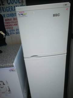 classifieds/fridges
