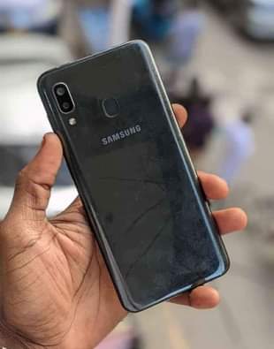 samsung a30s