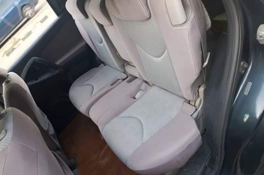 A picture of TOYOTA RAV4