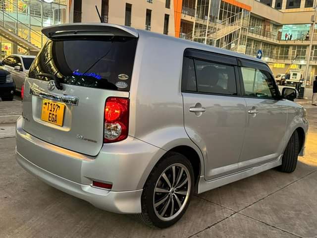 A picture of TOYOTA RUMION KALI SANA MIL 16 9 CALL ME 0683615377