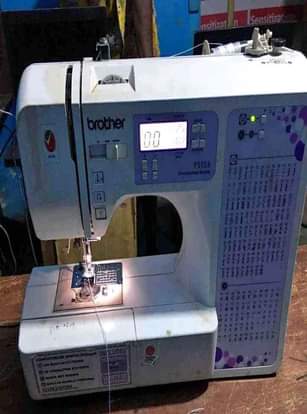 A picture of Auto sawing machine