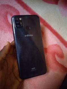 A picture of Infinix hot 10lite