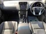 A picture of 2011 TOYOTA LAND CRUISER PRADO TX L