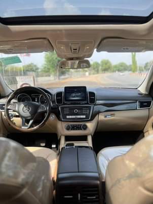 A picture of 2017 Mercedes Benz GLE350 2017