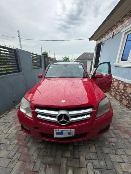 A picture of Clean distress GLK