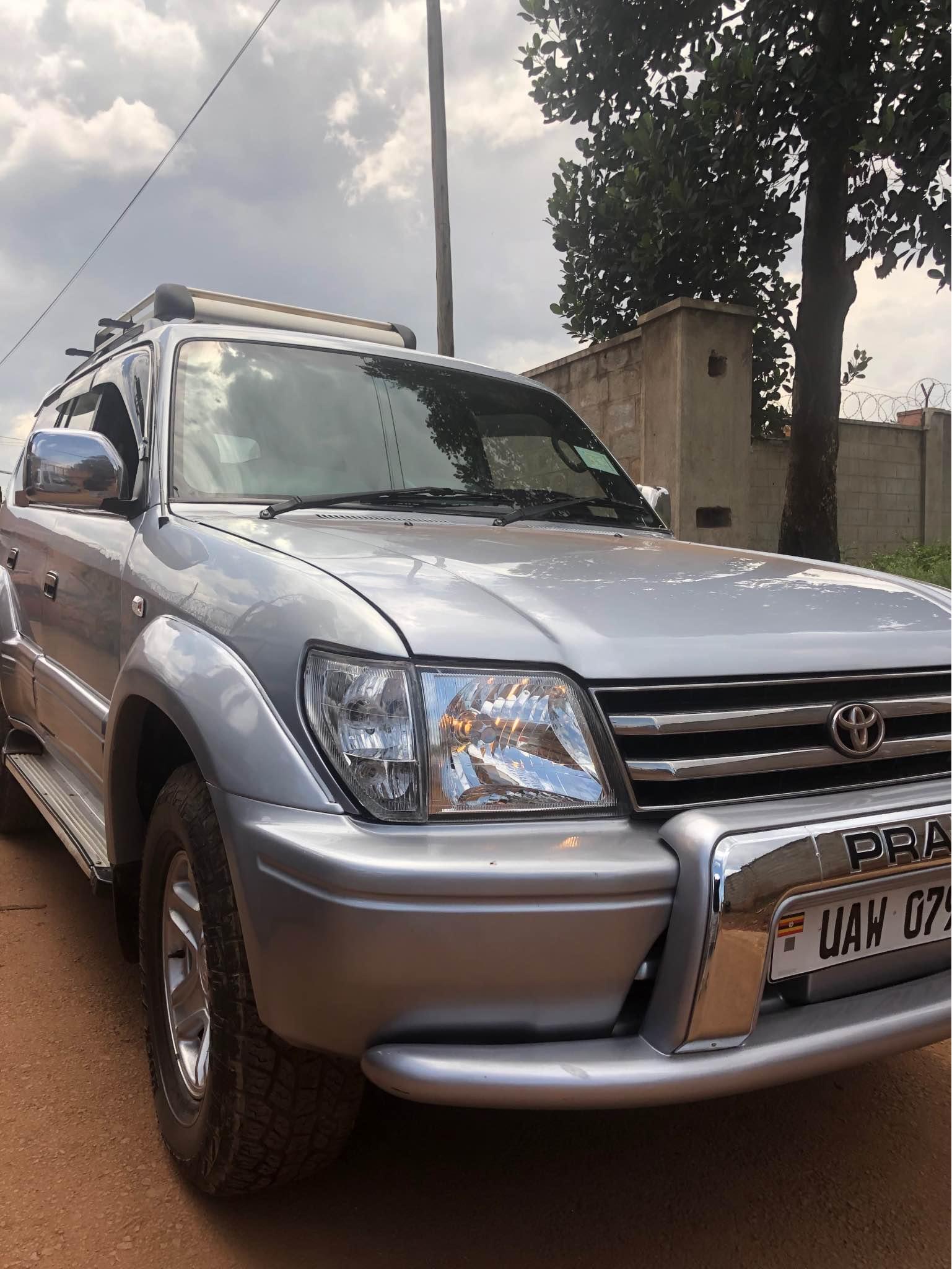 A picture of TZ Land Cruiser diesel engine 31M