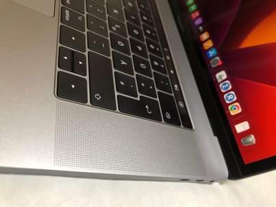 A picture of MacBook Pro 2017 15 super clean in condition