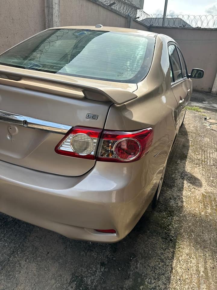 A picture of Toyota Corolla 2012