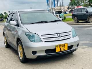 A picture of TOYOTA IST ECS 15 5M