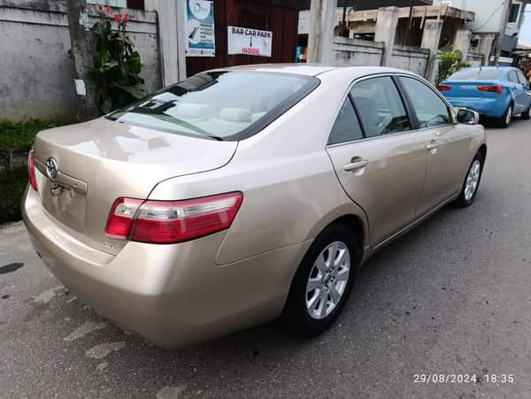 A picture of 2009 Toyota Camry Spider Less than a year used Silent