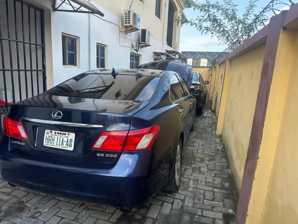 A picture of Registered barely used Lexus es 350